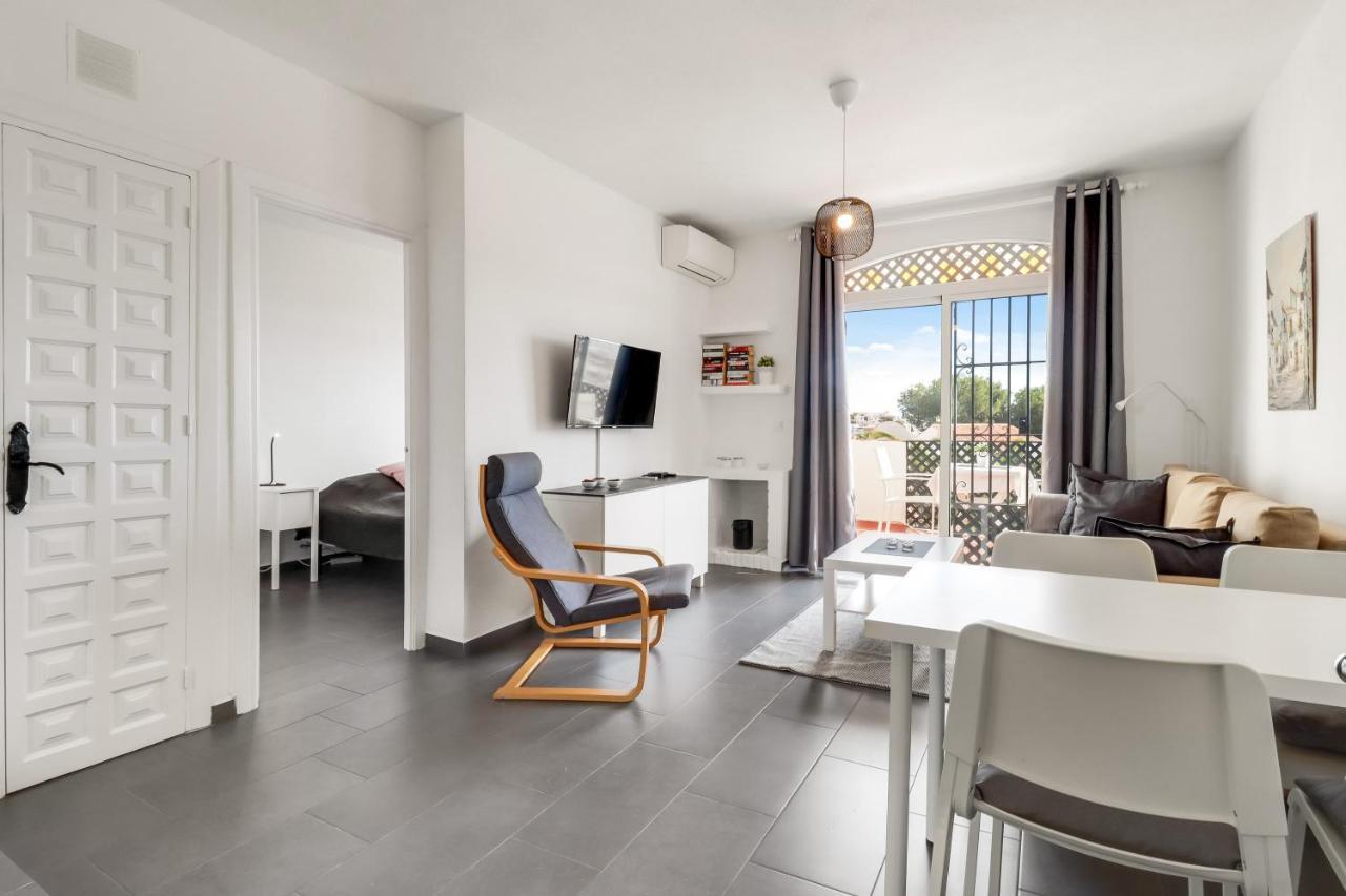 1 Bedroom In Verano Azul, Free Wi-Fi نيرخا المظهر الخارجي الصورة